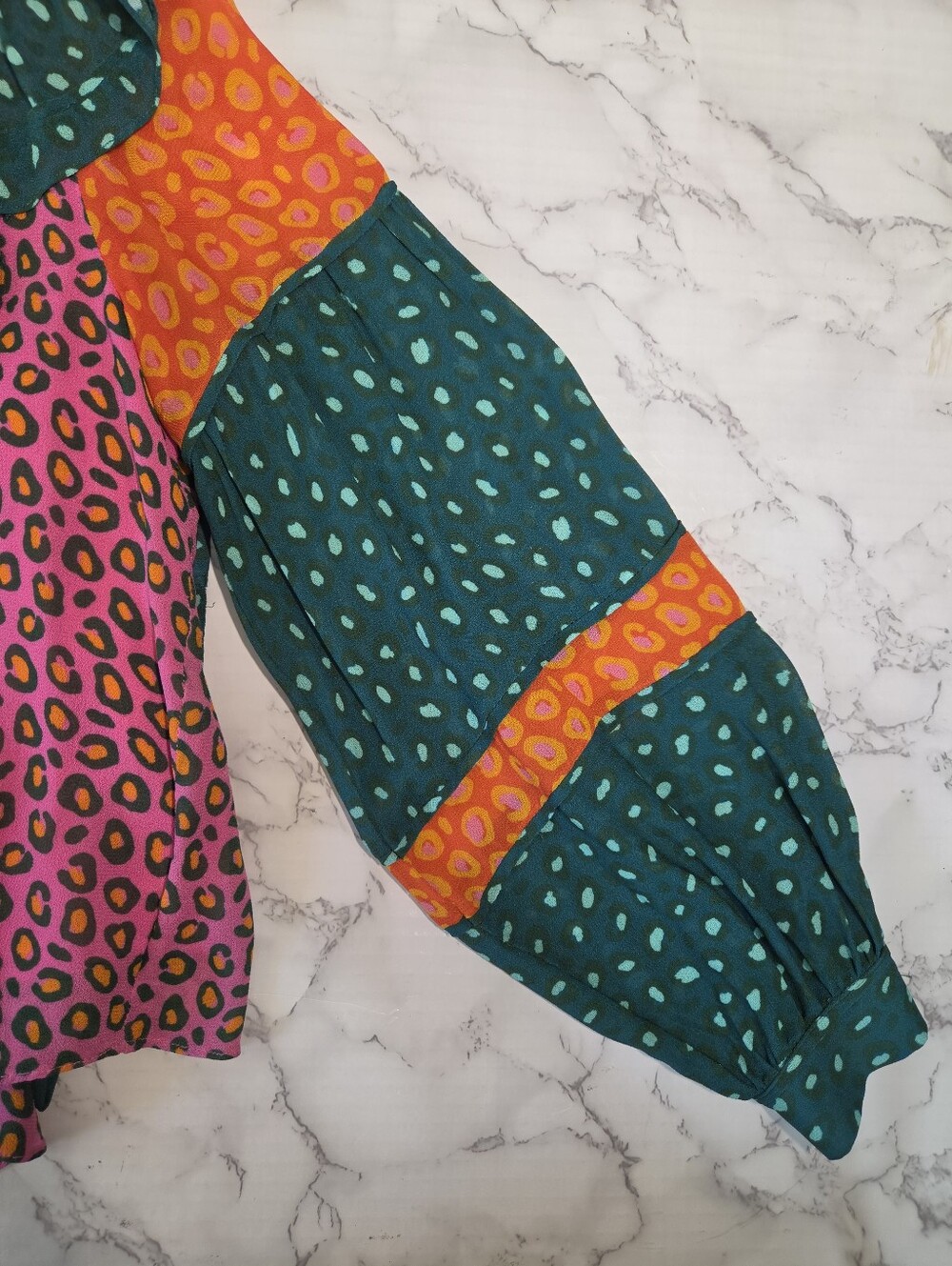 Farm Rio Colorful Patchwork Leopard Print Ruffle Top, Size XS - Picture 7 of 11
